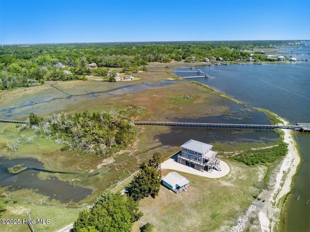 7663 Myrtle Grove Road, Wilmington, NC 28409