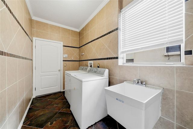 11335 VILLAGE BROOK DRIVE, Riverview, FL 33579