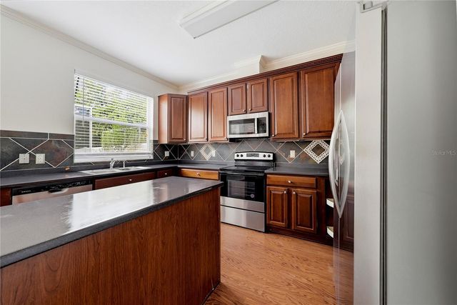 11335 VILLAGE BROOK DRIVE, Riverview, FL 33579