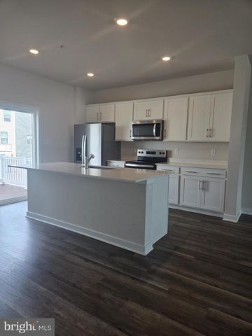 519 SWIFT HERON AVE, La Plata, MD 20646