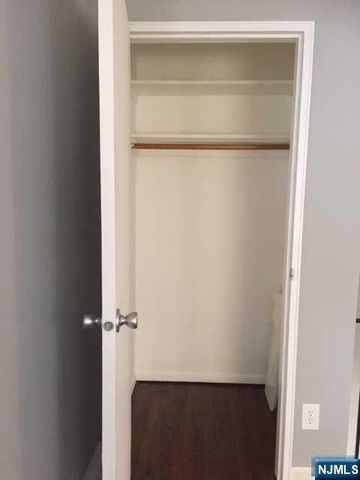 215 Washington Drive 215, Ramsey, NJ 07446