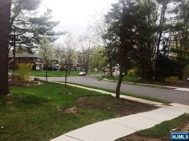 215 Washington Drive 215, Ramsey, NJ 07446