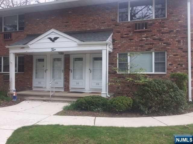 215 Washington Drive 215, Ramsey, NJ 07446