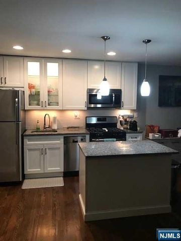 215 Washington Drive 215, Ramsey, NJ 07446