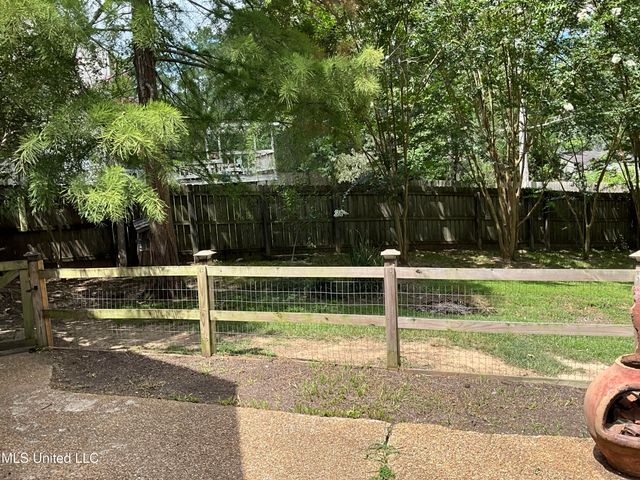 518 Berwick Drive, Brandon, MS 39047