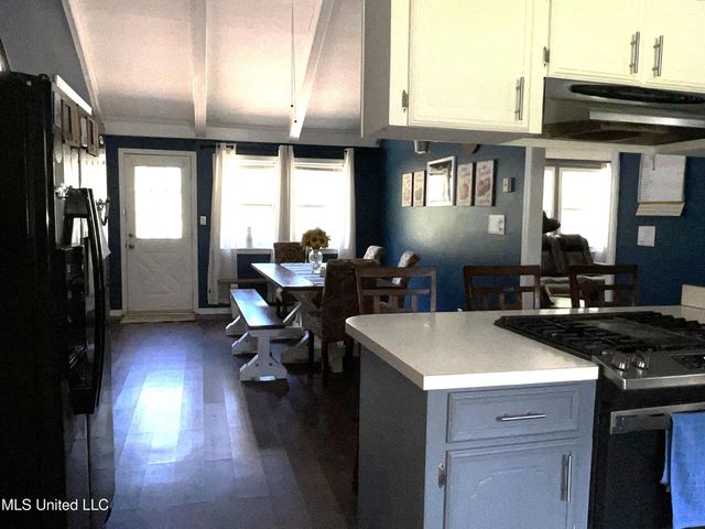 518 Berwick Drive, Brandon, MS 39047