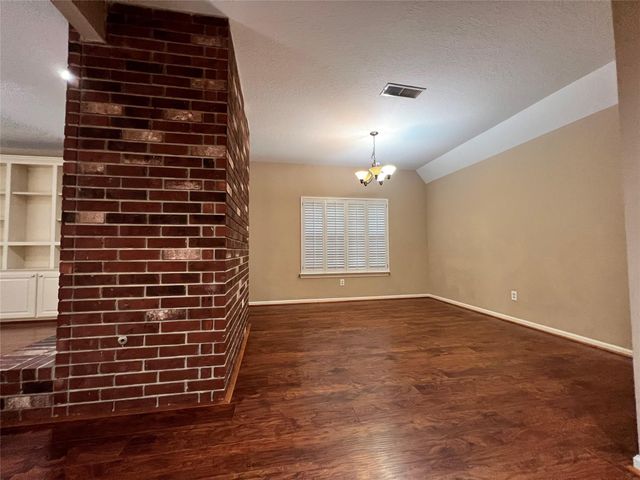75 W Stony Bridge Circle, The Woodlands, TX 77381