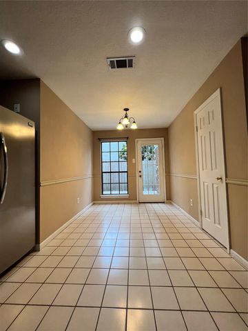 75 W Stony Bridge Circle, The Woodlands, TX 77381