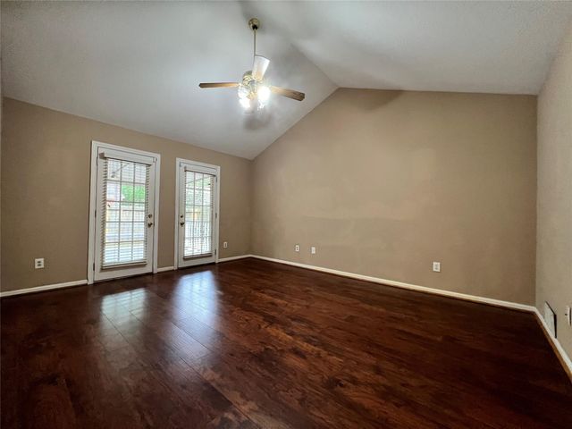 75 W Stony Bridge Circle, The Woodlands, TX 77381