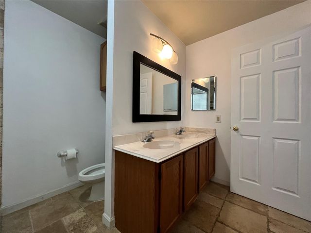 75 W Stony Bridge Circle, The Woodlands, TX 77381