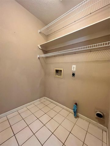 75 W Stony Bridge Circle, The Woodlands, TX 77381