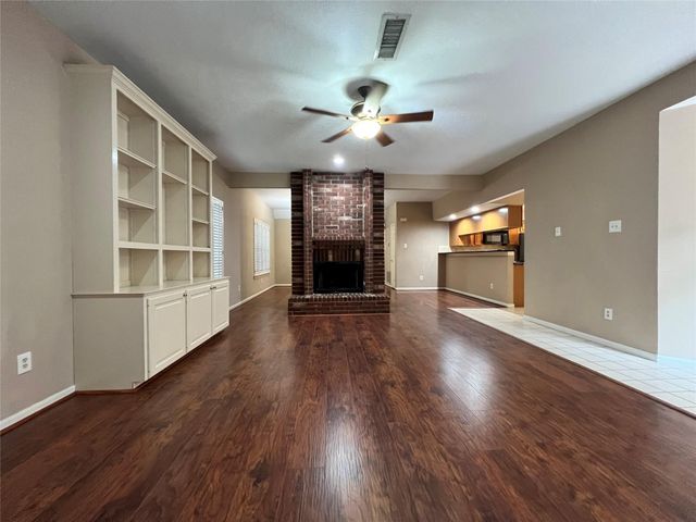 75 W Stony Bridge Circle, The Woodlands, TX 77381