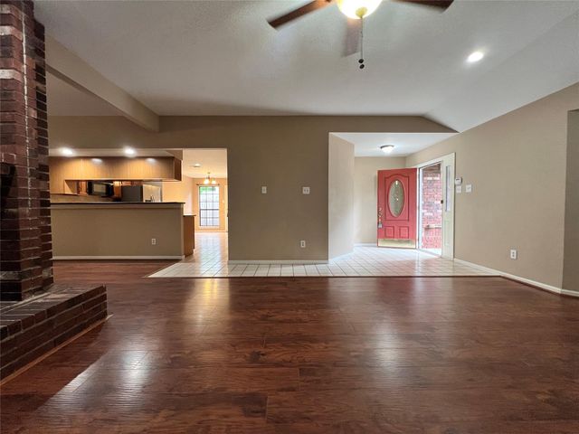 75 W Stony Bridge Circle, The Woodlands, TX 77381