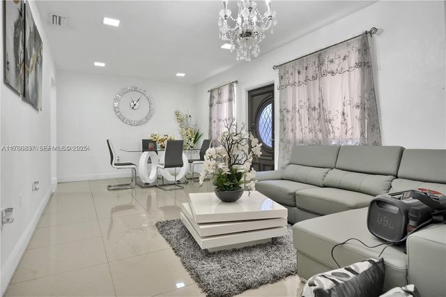 7225 SW 21st Street, Miami, FL 33155