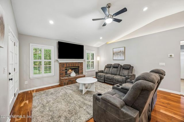 12513 GATELY OAKS Lane E, Jacksonville, FL 32225