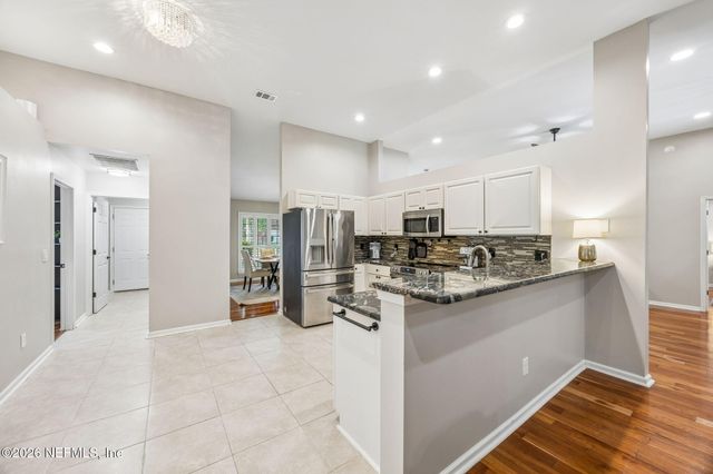 12513 GATELY OAKS Lane E, Jacksonville, FL 32225
