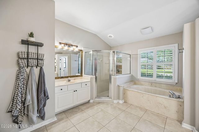 12513 GATELY OAKS Lane E, Jacksonville, FL 32225
