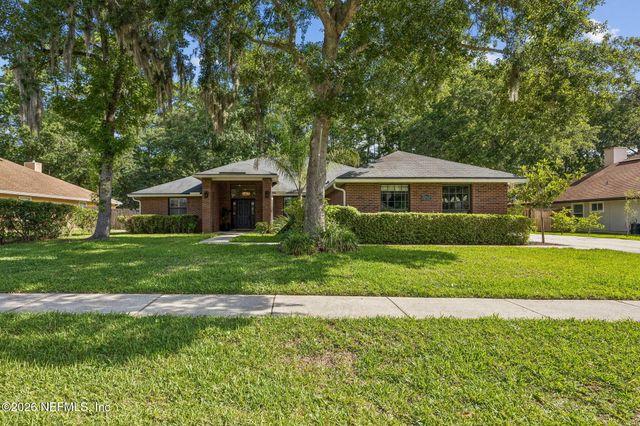 12513 GATELY OAKS Lane E, Jacksonville, FL 32225