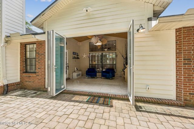 12513 GATELY OAKS Lane E, Jacksonville, FL 32225