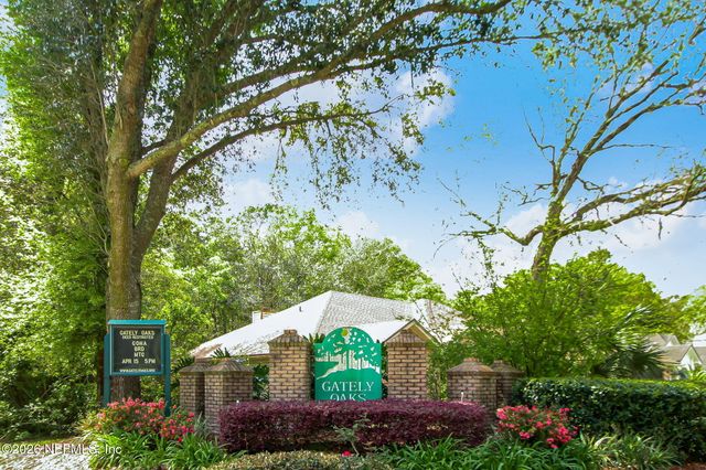 12513 GATELY OAKS Lane E, Jacksonville, FL 32225