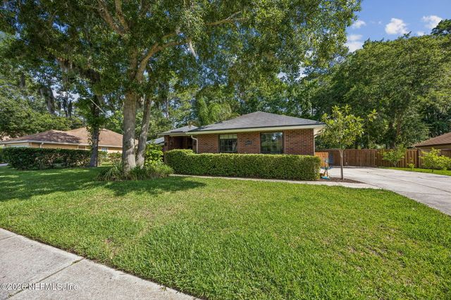 12513 GATELY OAKS Lane E, Jacksonville, FL 32225