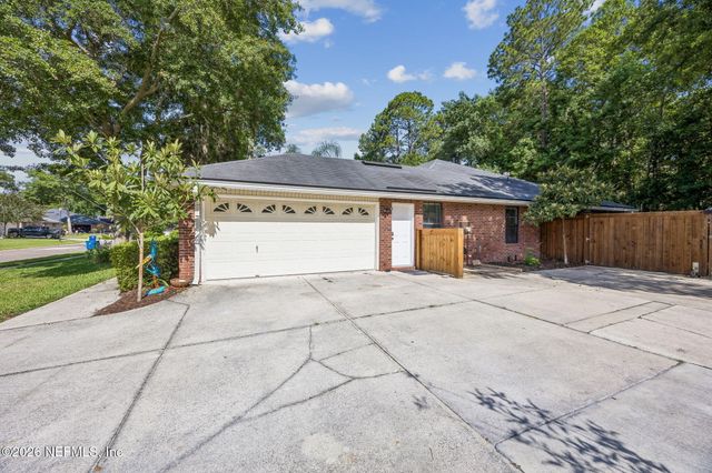 12513 GATELY OAKS Lane E, Jacksonville, FL 32225
