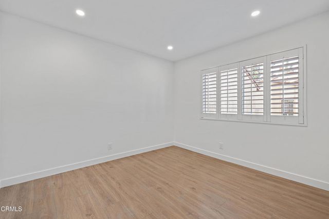 5720 Owensmouth Avenue 125, Woodland Hills, CA 91367