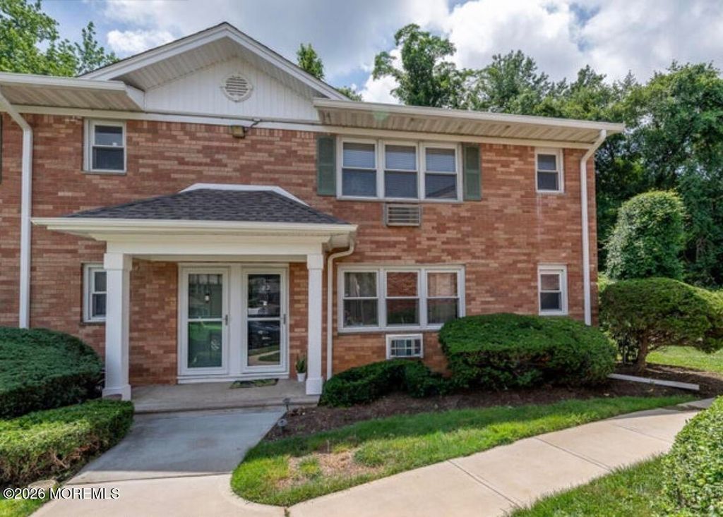 96 East Avenue unit 82, Atlantic Highlands, NJ 07716