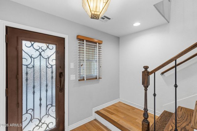 2454 E ROMA Avenue, Phoenix, AZ 85016