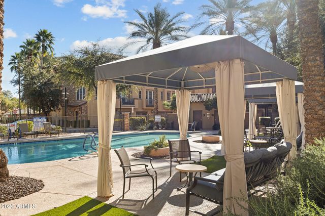 2454 E ROMA Avenue, Phoenix, AZ 85016