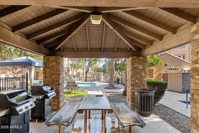 2454 E ROMA Avenue, Phoenix, AZ 85016