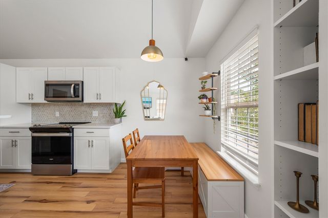 597 Olde English Circle, Howell, MI 48855