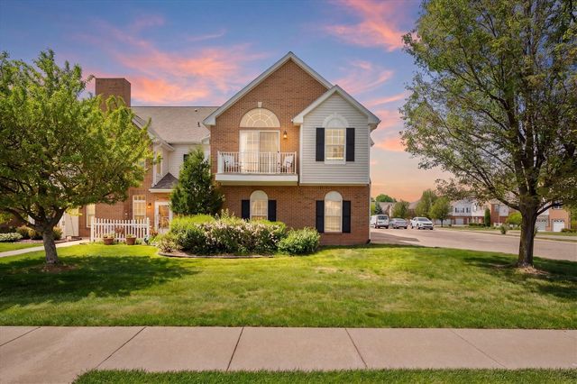 597 Olde English Circle, Howell, MI 48855