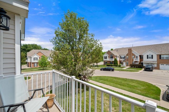 597 Olde English Circle, Howell, MI 48855