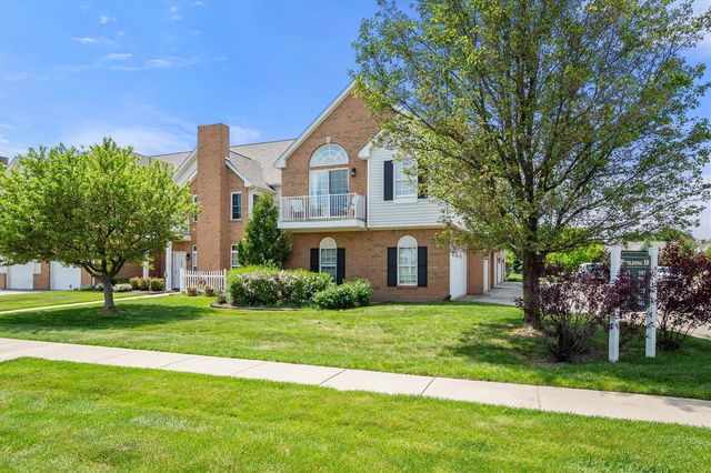 597 Olde English Circle, Howell, MI 48855