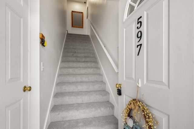 597 Olde English Circle, Howell, MI 48855
