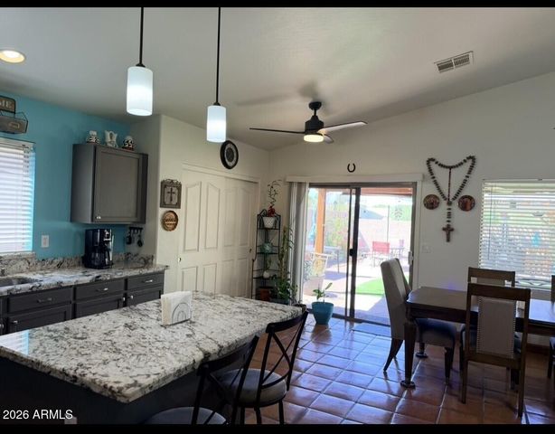 20648 N 8TH Street, Phoenix, AZ 85024