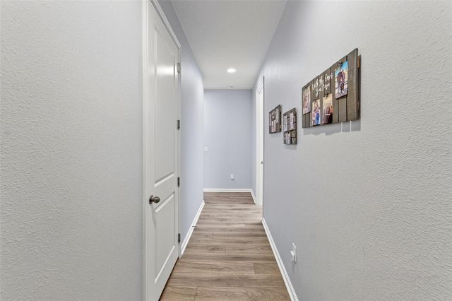 11404 BLUE WOODS DRIVE, Riverview, FL 33569