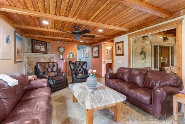 3097 Green Heather Lane, Fallbrook, CA 92028