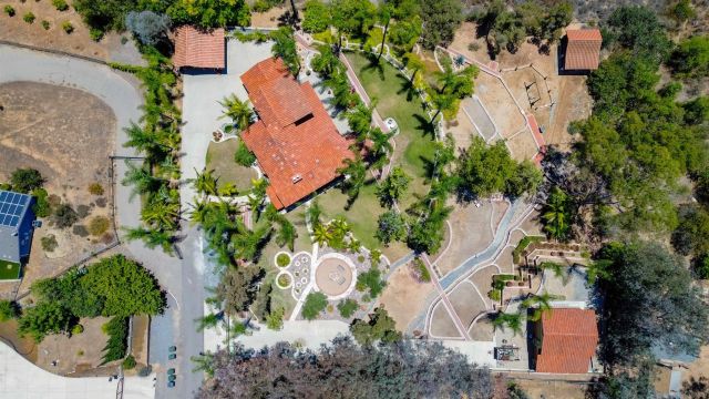 3097 Green Heather Lane, Fallbrook, CA 92028