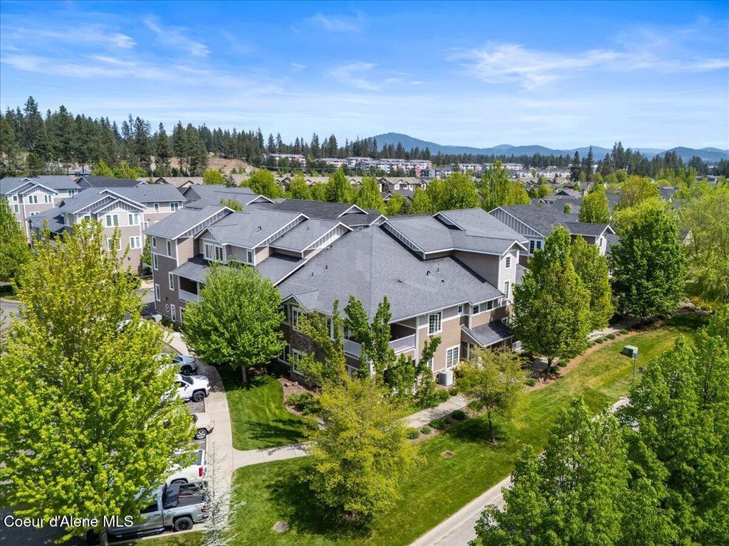 4445 Greenchain LOOP, APT 3, Coeur d'Alene, ID 83814 photo 5