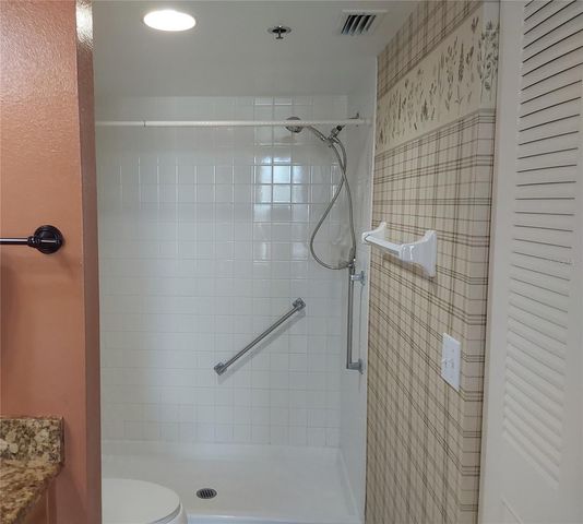 3730 PINEBROOK CIRCLE 404, Bradenton, FL 34209