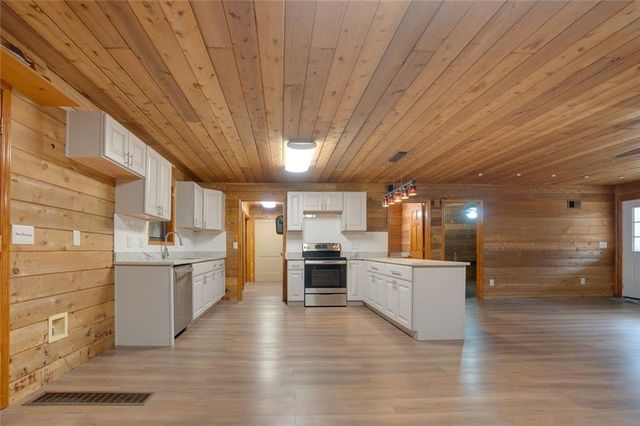 5520 Hearn Road, Ellenwood, GA 30294