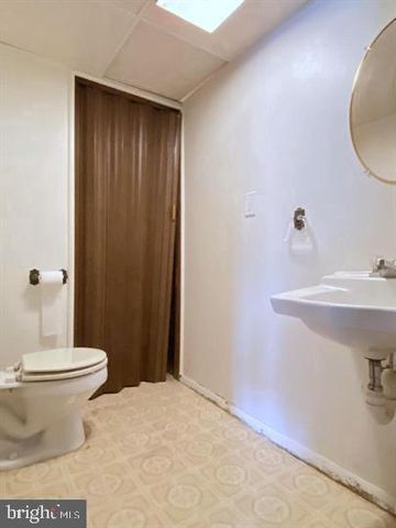 3300 UPTON RD, Baltimore, MD 21234