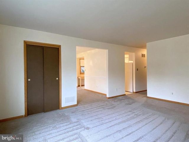 3300 UPTON RD, Baltimore, MD 21234