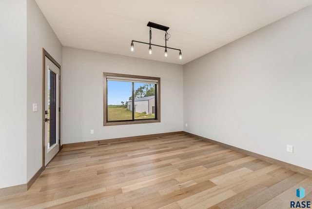 27575 475th Ave Avenue, Worthing, SD 57077