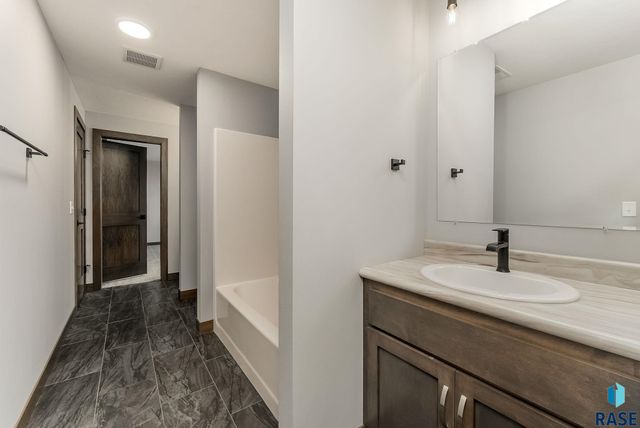 27575 475th Ave Avenue, Worthing, SD 57077