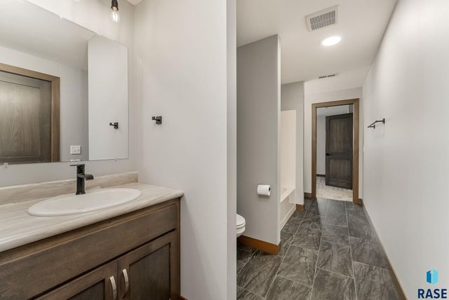 27575 475th Ave Avenue, Worthing, SD 57077