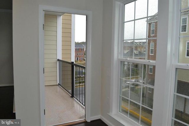 20704 ERSKINE TER, Ashburn, VA 20147