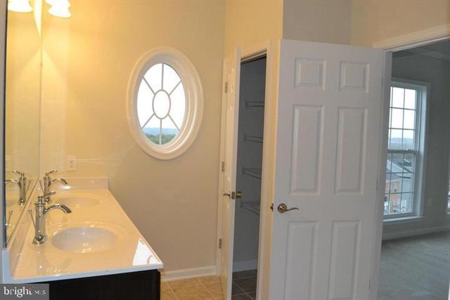 20704 ERSKINE TER, Ashburn, VA 20147